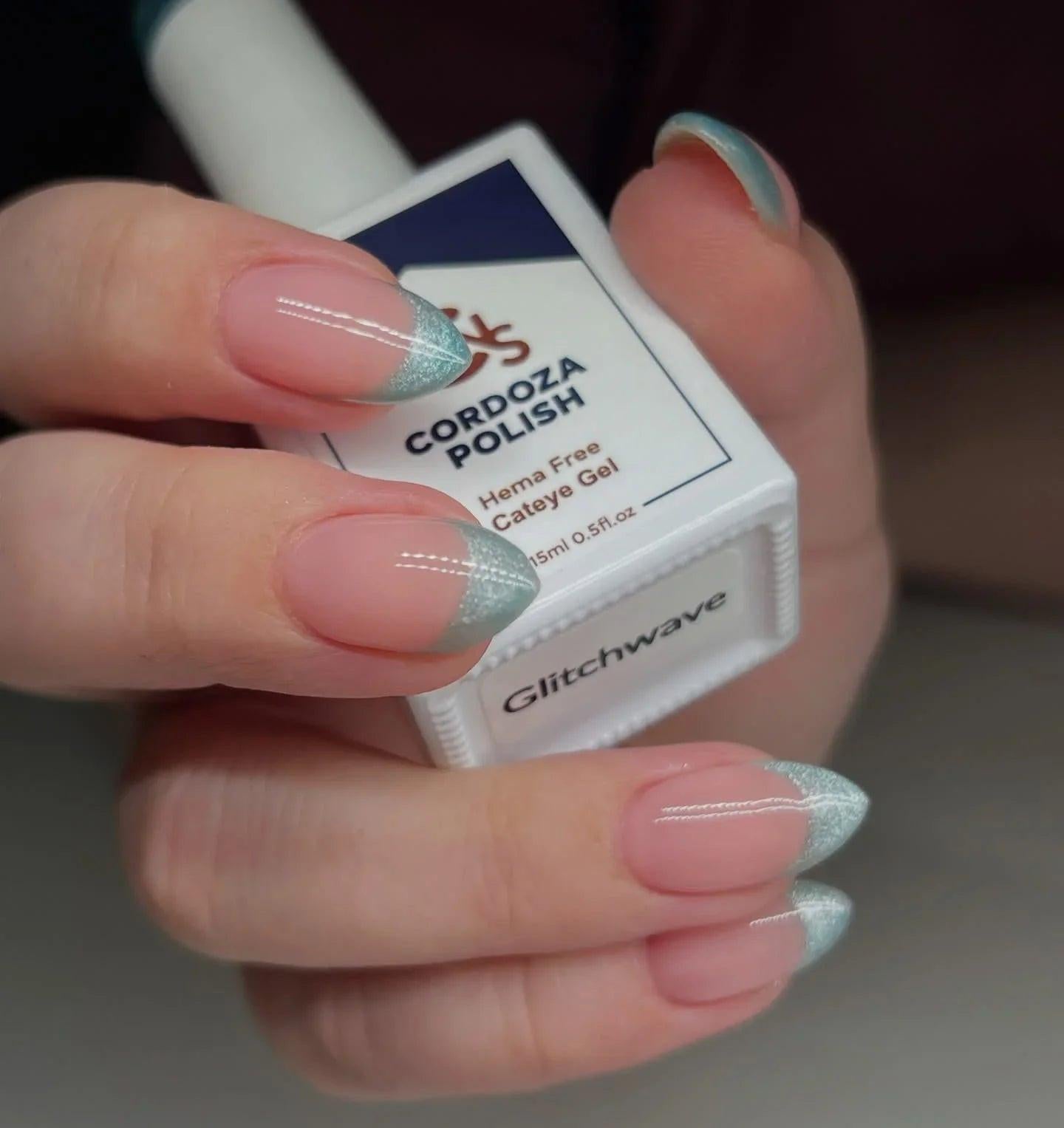 Glitchwave - CNS Hema Free Aurora Cateye Gel Polish