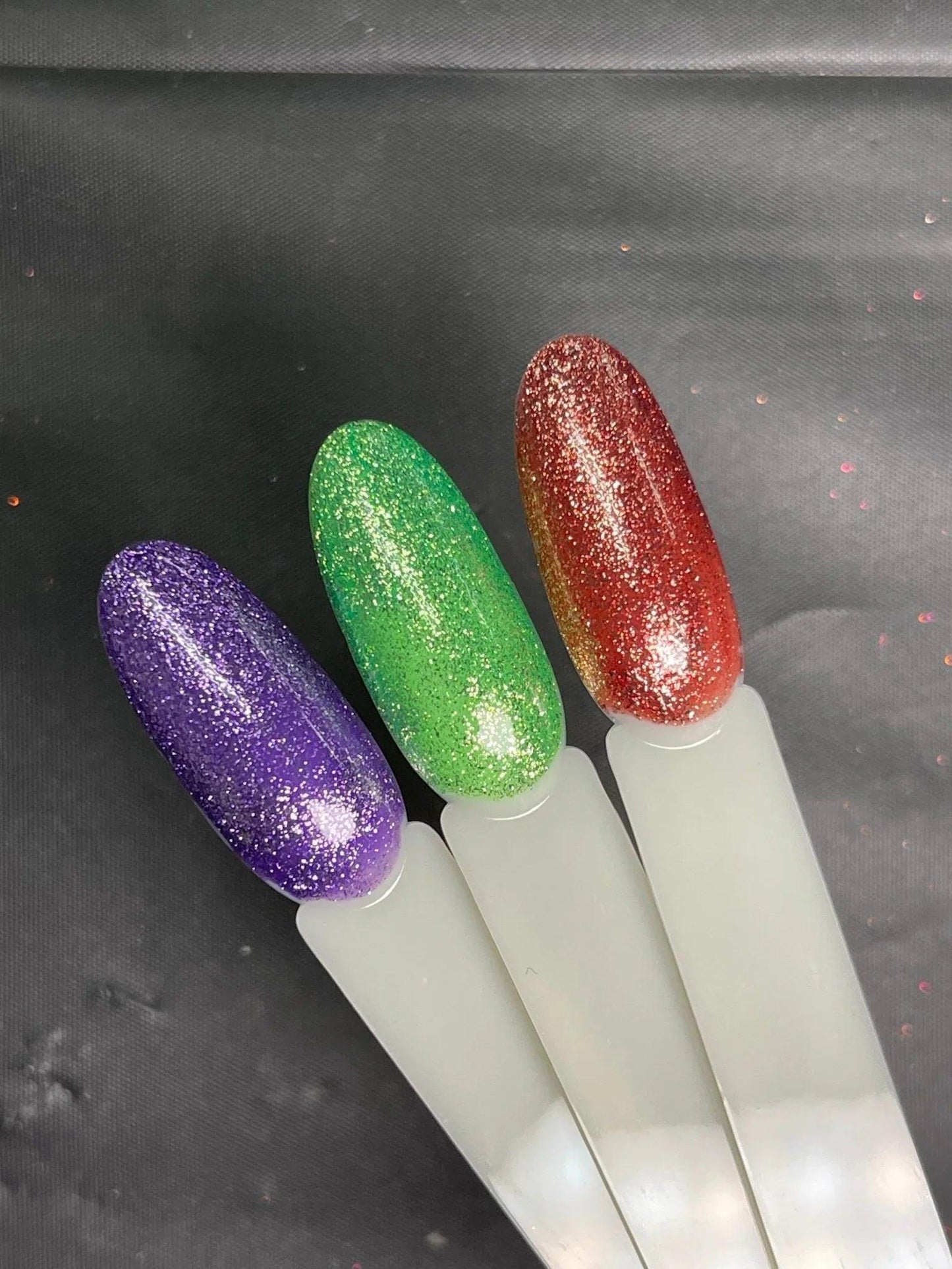Twisted Twerkle - CNS Hema Free Metallic Gel Polish