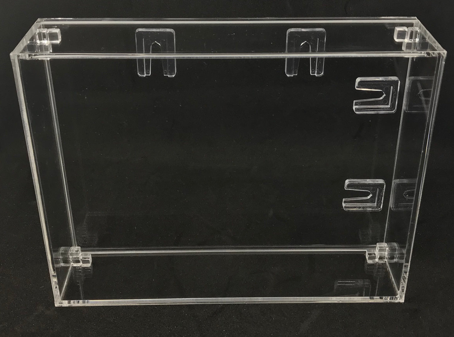 Nail art board, nail art display, magnetic nail art display, magnetic nails, competition nail art board, competition display, competition tips display, boxed nail art display box, boxed tip art display box,