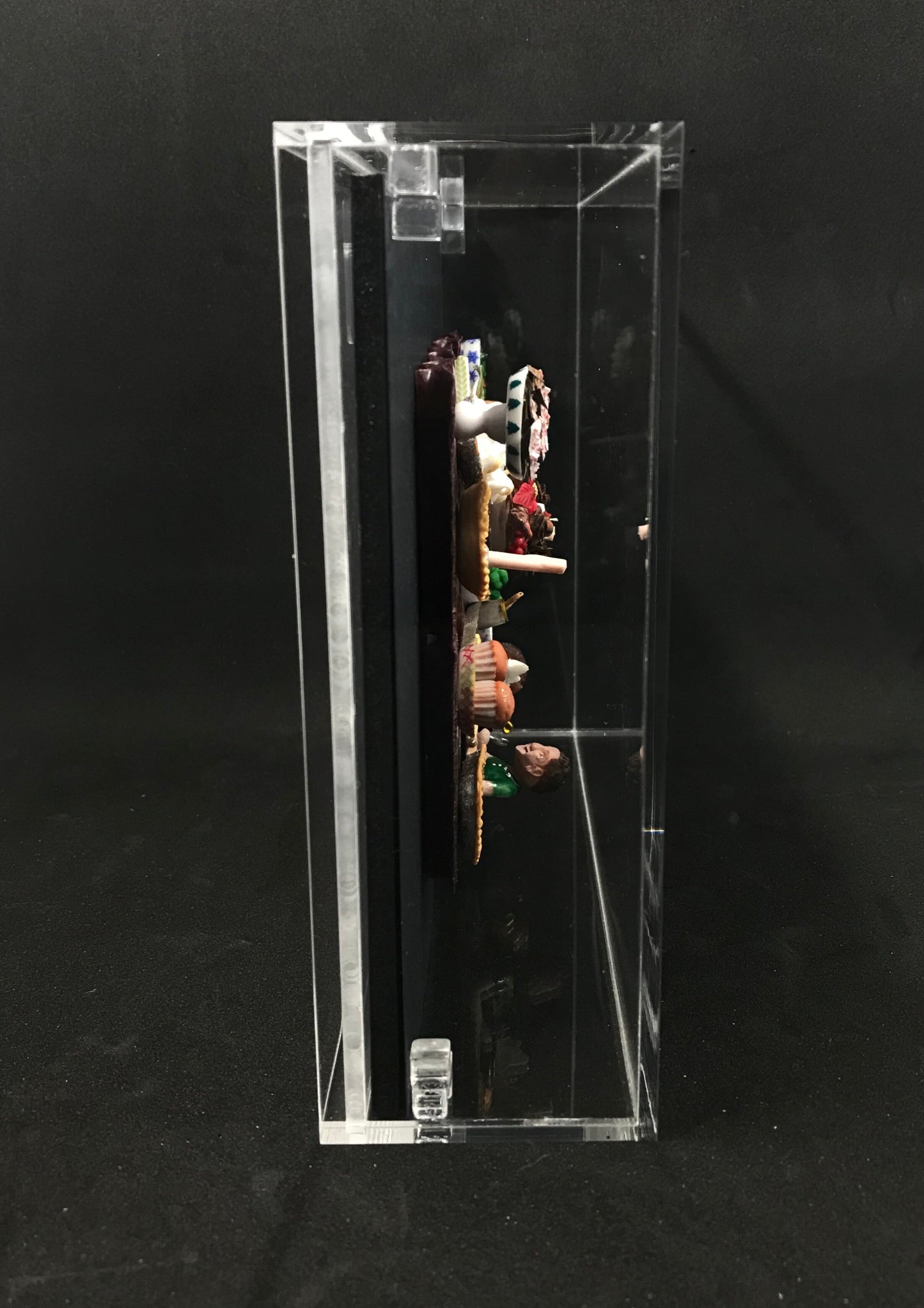 Nail art board, nail art display, magnetic nail art display, magnetic nails, competition nail art board, competition display, competition tips display, boxed nail art display box, boxed tip art display box,