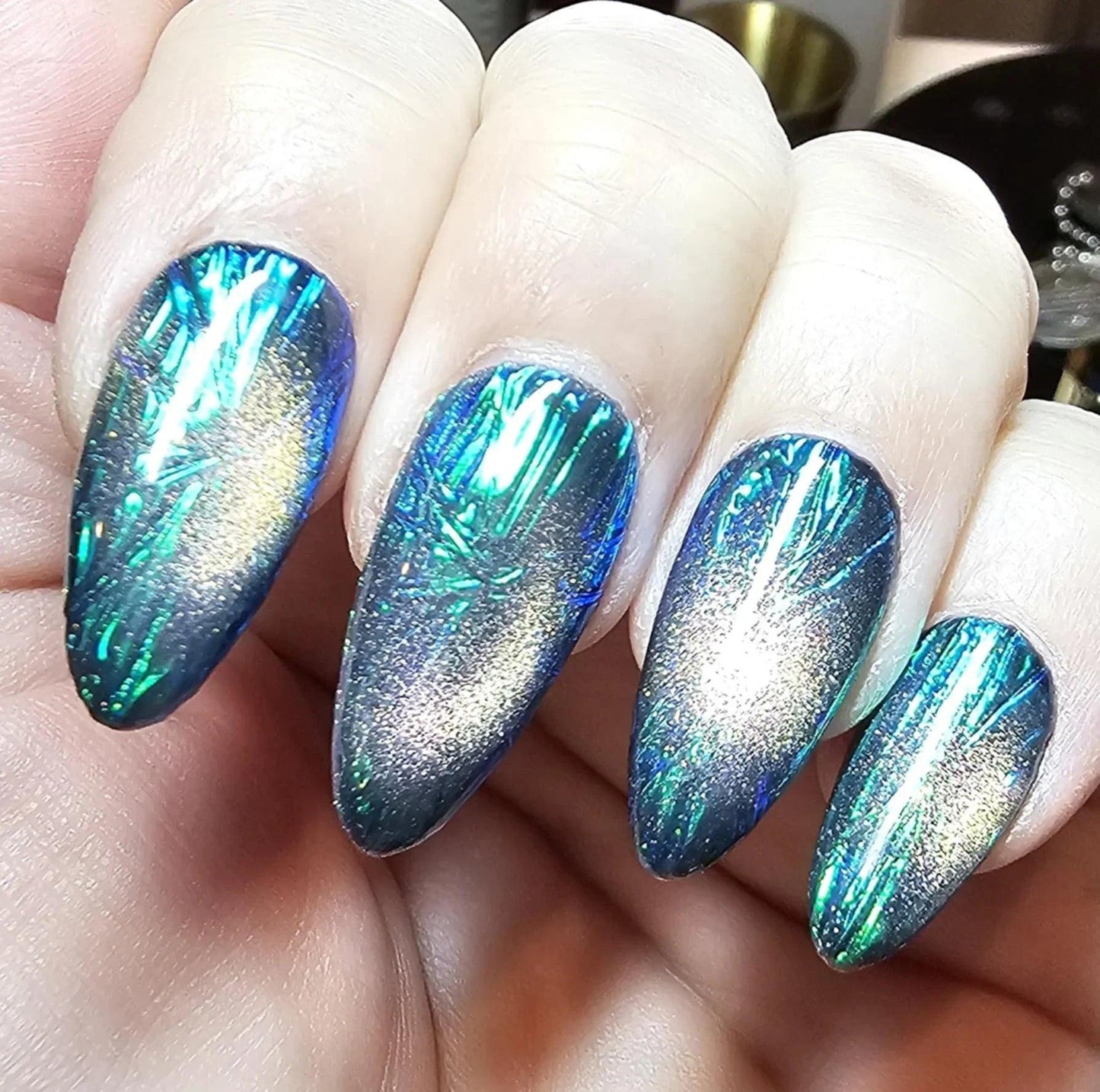 Dimensional Art Gel Grabs Chrome | Textured Effect Gel | Hema Free